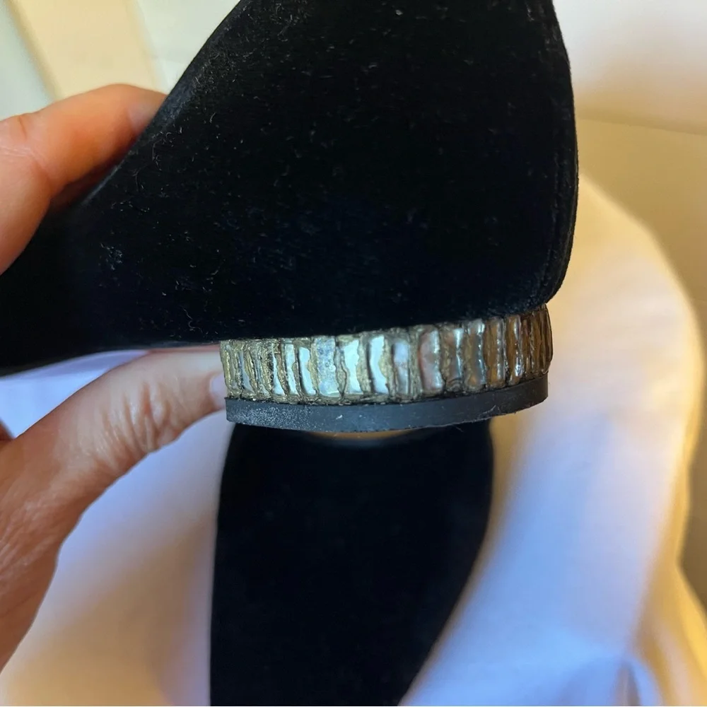 VINTAGE Christian Louboutin Black Velvet Flats - Picture 7 of 7